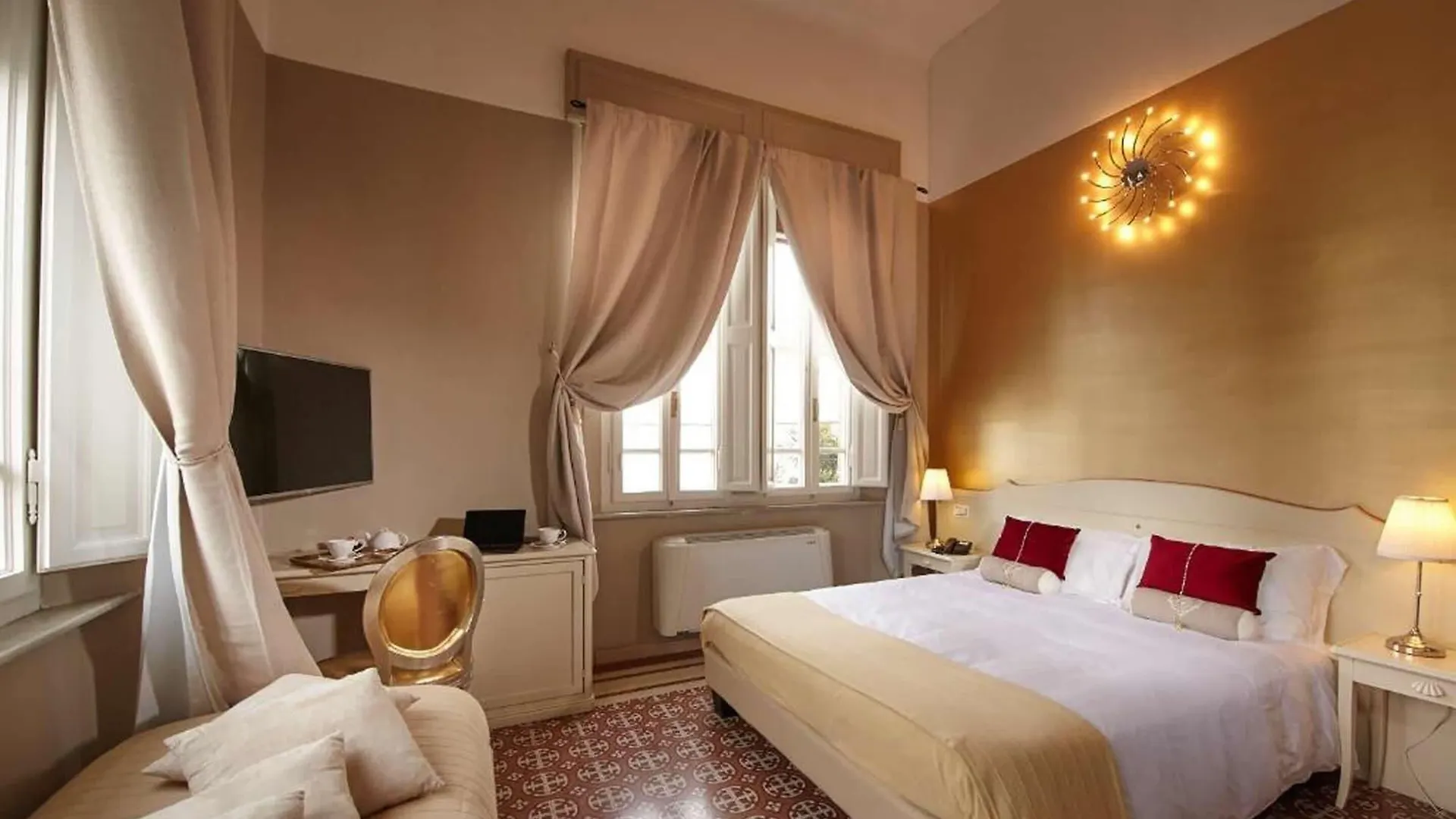 Hotel Villa Tower Inn Pise