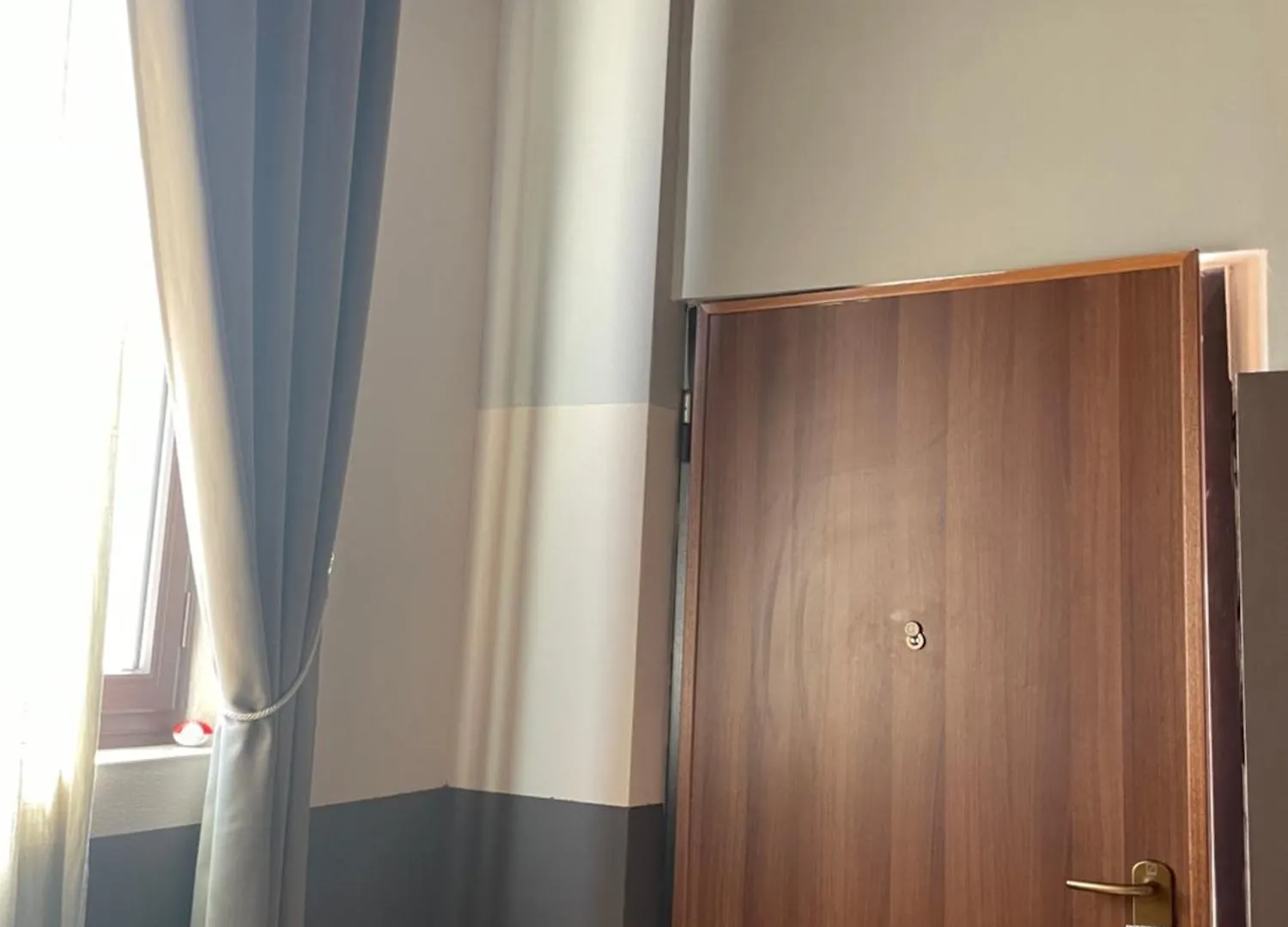 מלון פיזה Villa Tower Inn